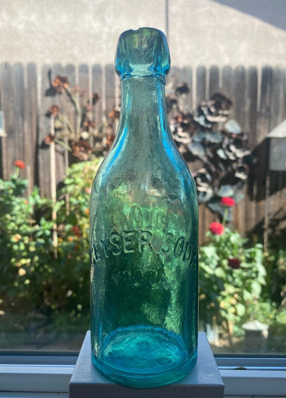 Western Blob Top Soda EL Billings Sac City Sacramento California Geyser Bottle